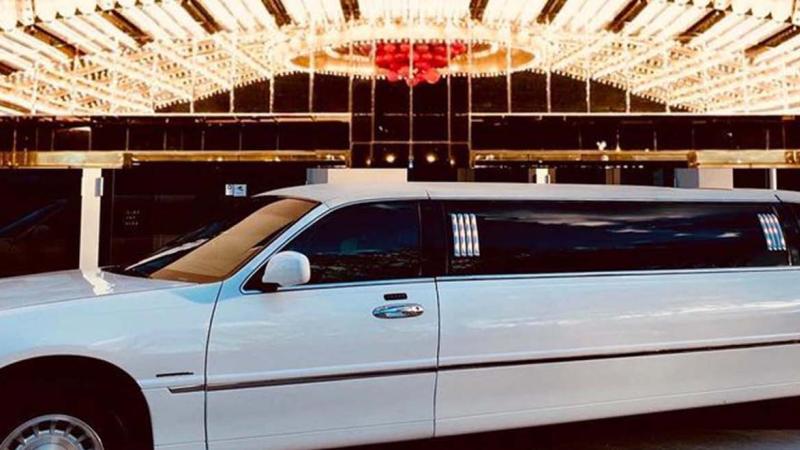 Vienna Lincoln Limousine